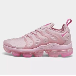 Pink foam Nike air vapormax plus running sneakers - sold out